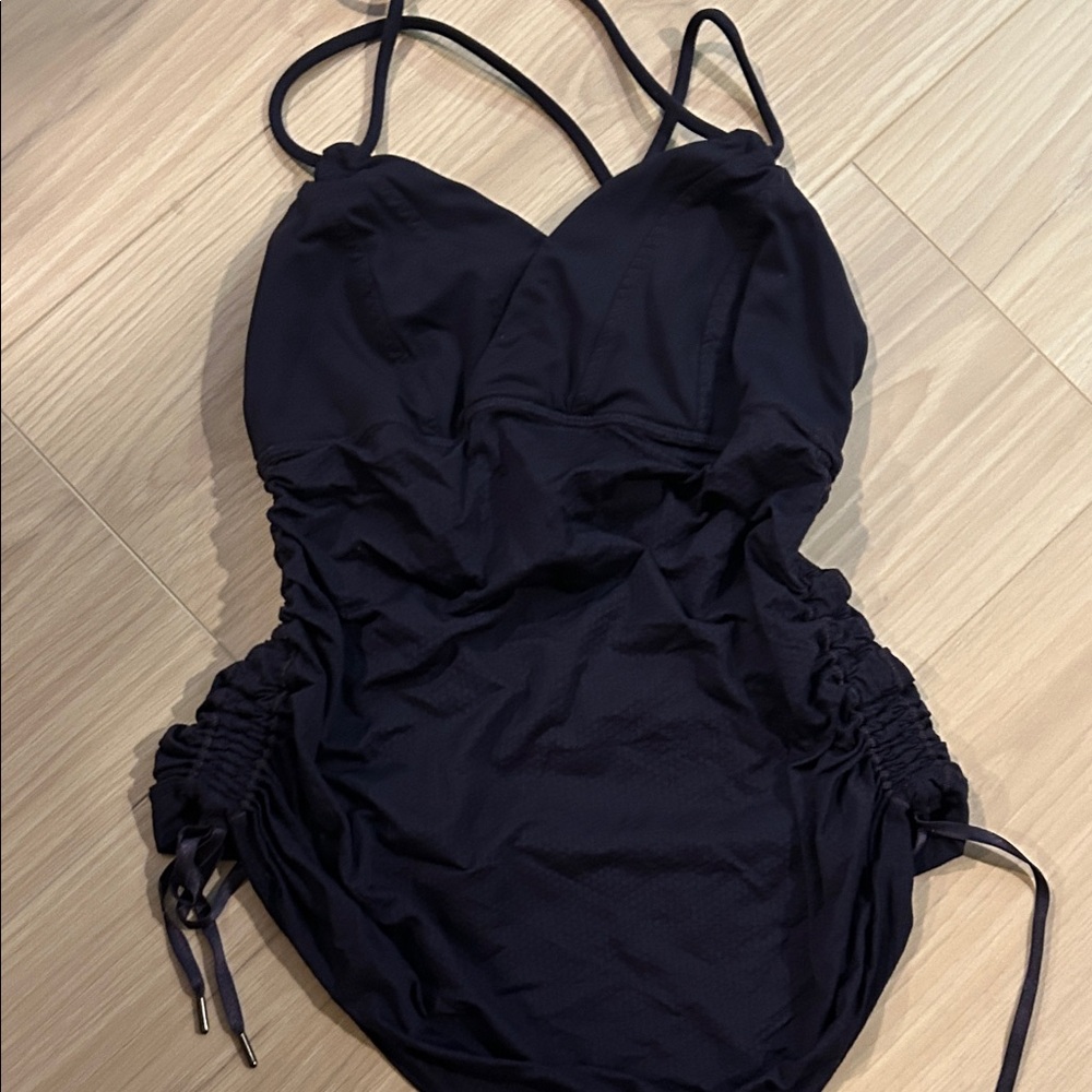 🌼2 for $35🌼lululemon athletica dark purple open back workout top